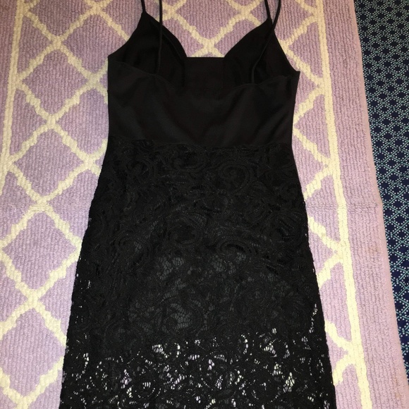 Dress - Picture 2 of 4